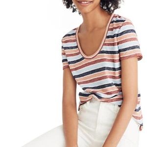 Madewell alto scoop tee, size small